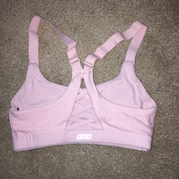 ACCEPTING OFFERS Lorna Jane sports bra - Picture 2 of 2